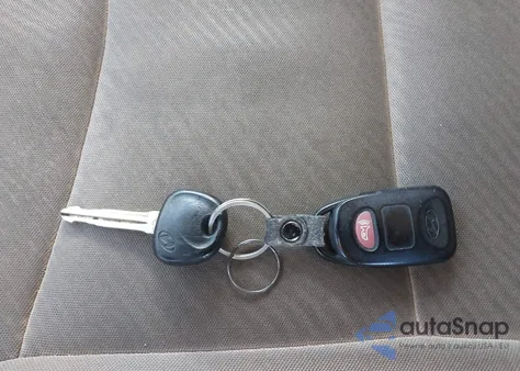 2013 Hyundai Elantra Gls from USA, damaged, VIN 5NPDH4AE2DH301454